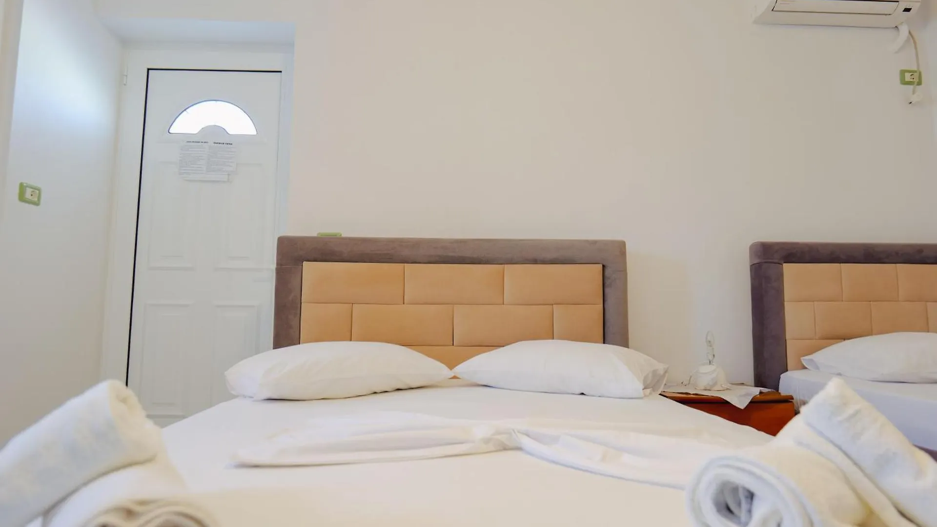 Apartments Gentian Oruci Ksamil